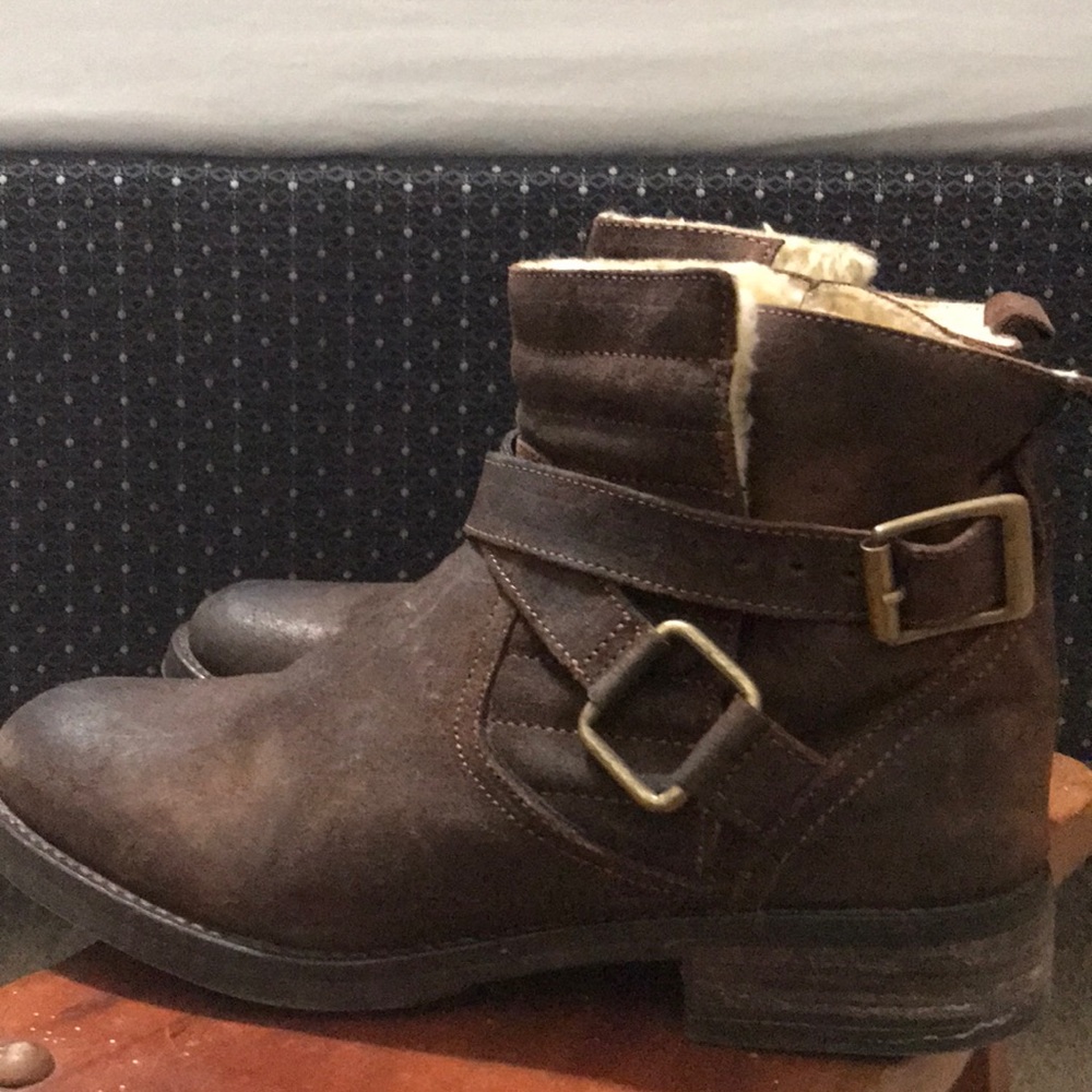FABIANELLI MADE IN ITALY ANKLE BOOTS—SZ 37